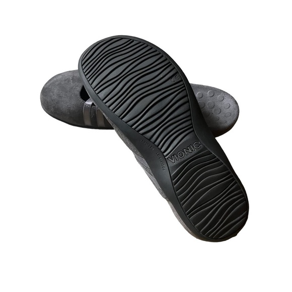 VIONIC Claire Charcoal Gray Suede Slip On Strappy Crisscross Strap Mules Size 8 - Picture 7 of 8